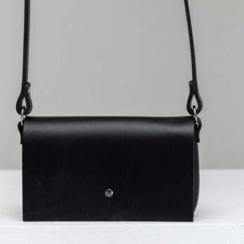 Nahast käekott KORA